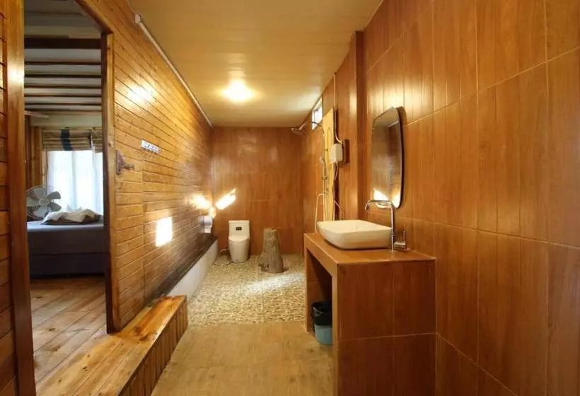 Pensionat Longbay Lipe Bungalow