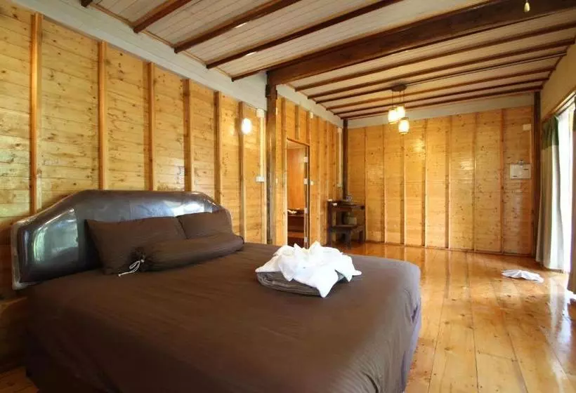 Pensionat Longbay Lipe Bungalow
