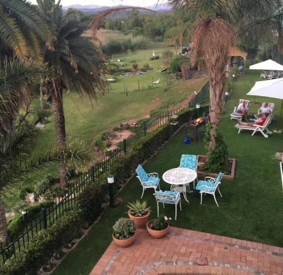 פנסיון Oewerpalms View