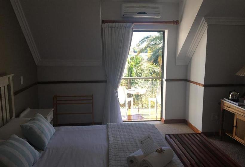 פנסיון Oewerpalms View