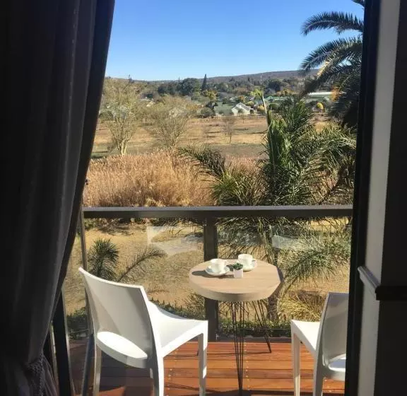 پانسیون Oewerpalms View