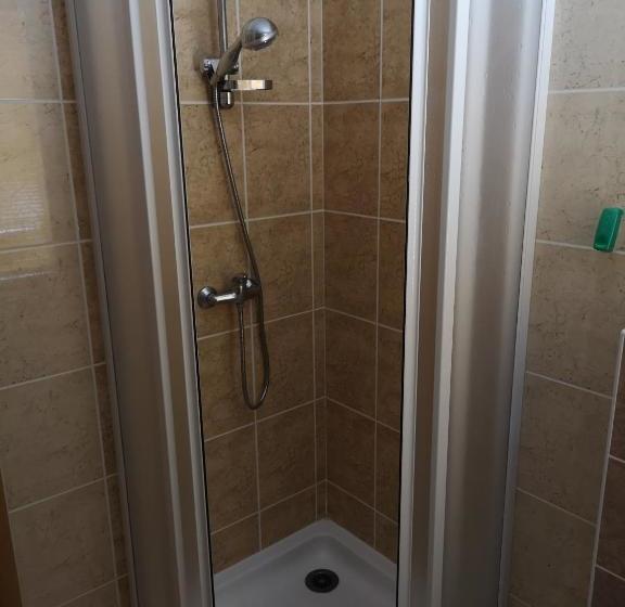 膳宿费 Riegrova Chata Kozákov