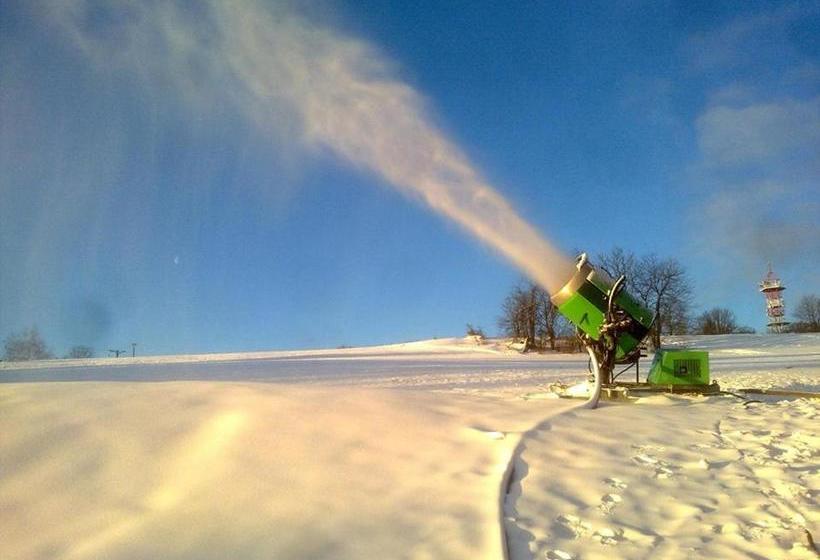 膳宿费 Riegrova Chata Kozákov