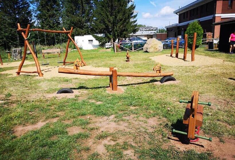 膳宿费 Riegrova Chata Kozákov