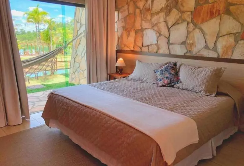 پانسیون Villa Triacca Eco Pousada E Vinhos