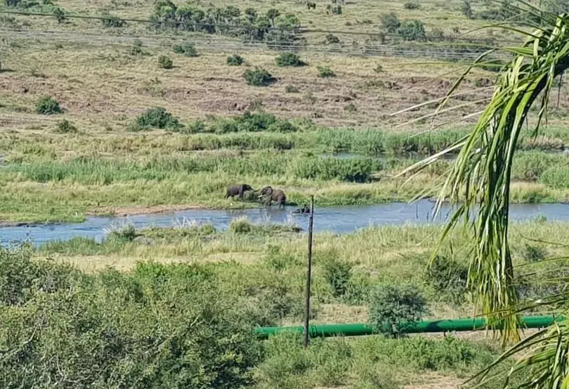 Majatalo Villacandilabra Guesthouse