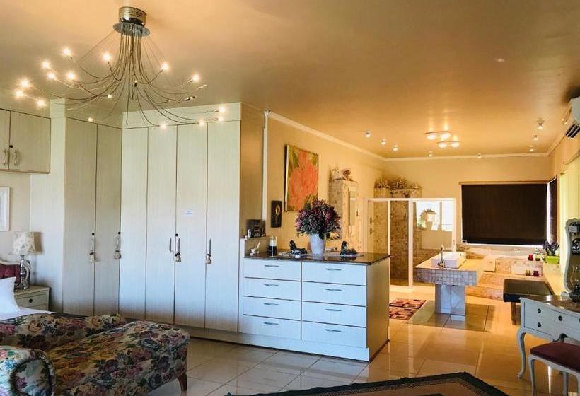 بنسيون Villacandilabra Guesthouse