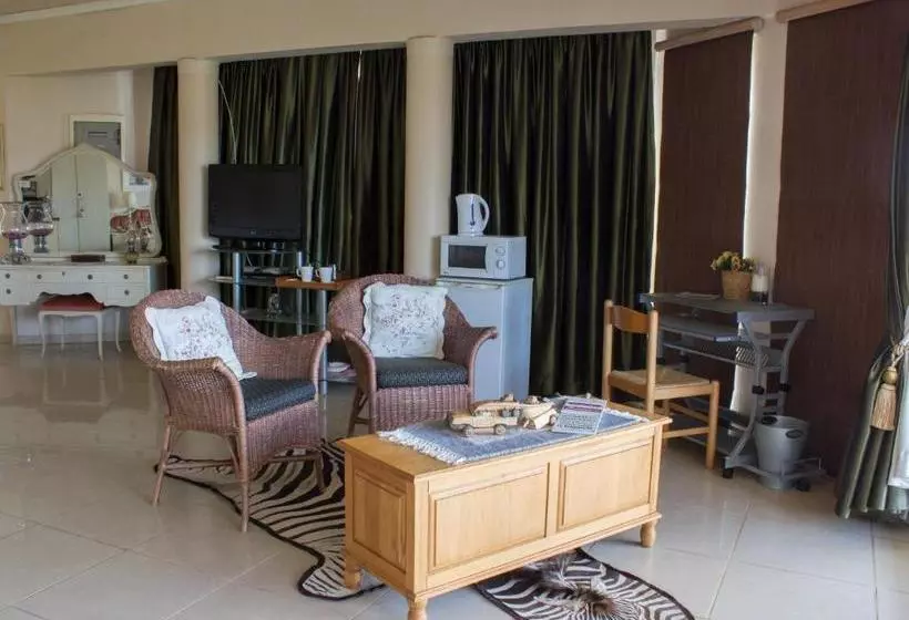 Majatalo Villacandilabra Guesthouse