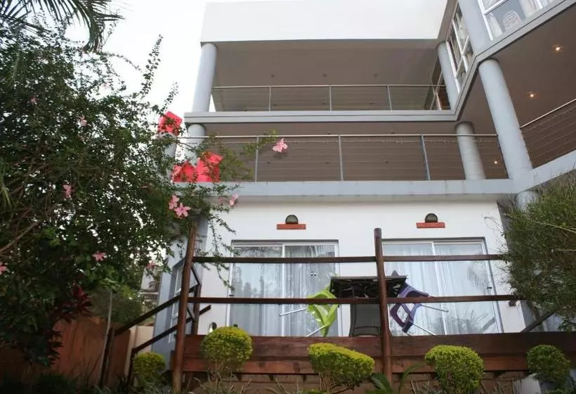 Majatalo Villacandilabra Guesthouse