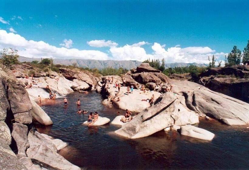 هاستل Hostal La Gloria