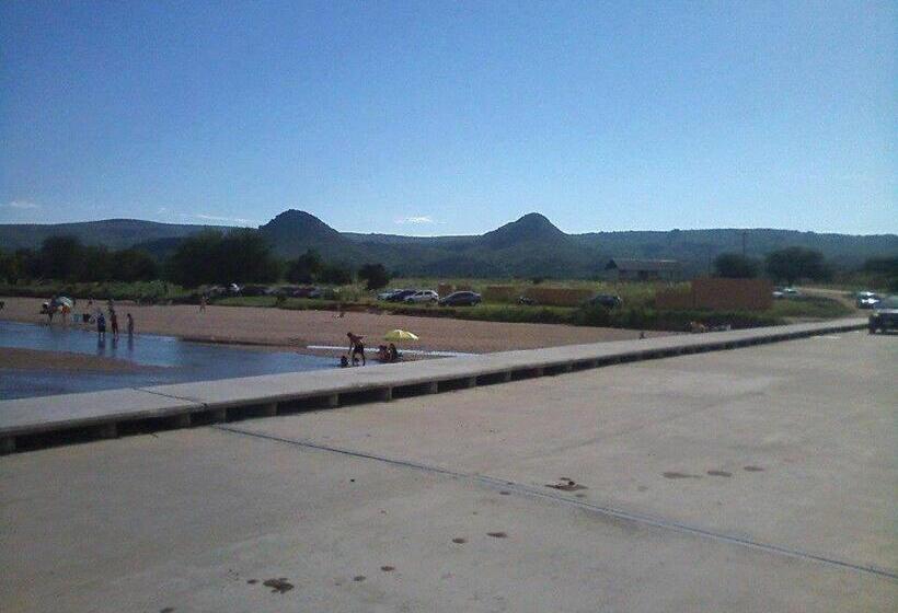 هاستل Hostal La Gloria