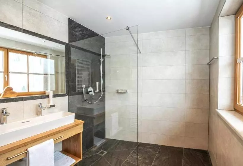 Aparthotel Weningeralm