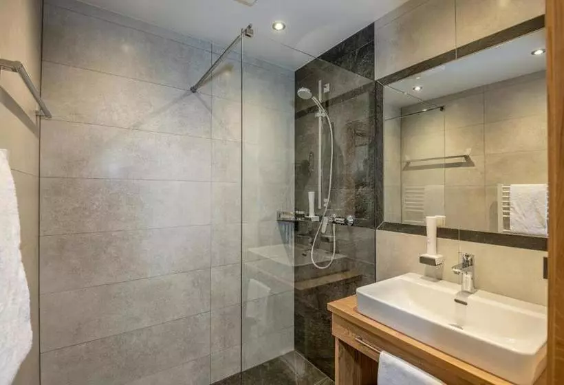 Aparthotel Weningeralm