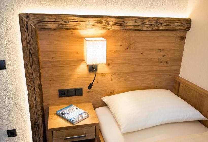 Aparthotel Weningeralm