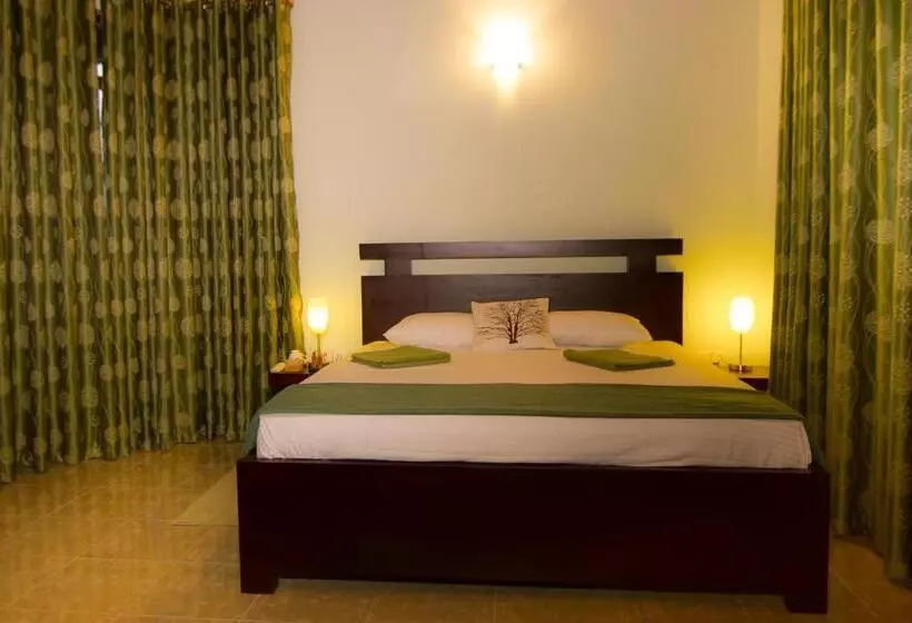 Bed and Breakfast Kandyan Hideout