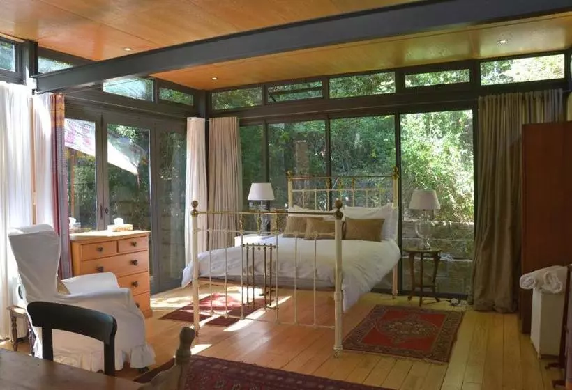 پانسیون Glasshouse In The Winelands