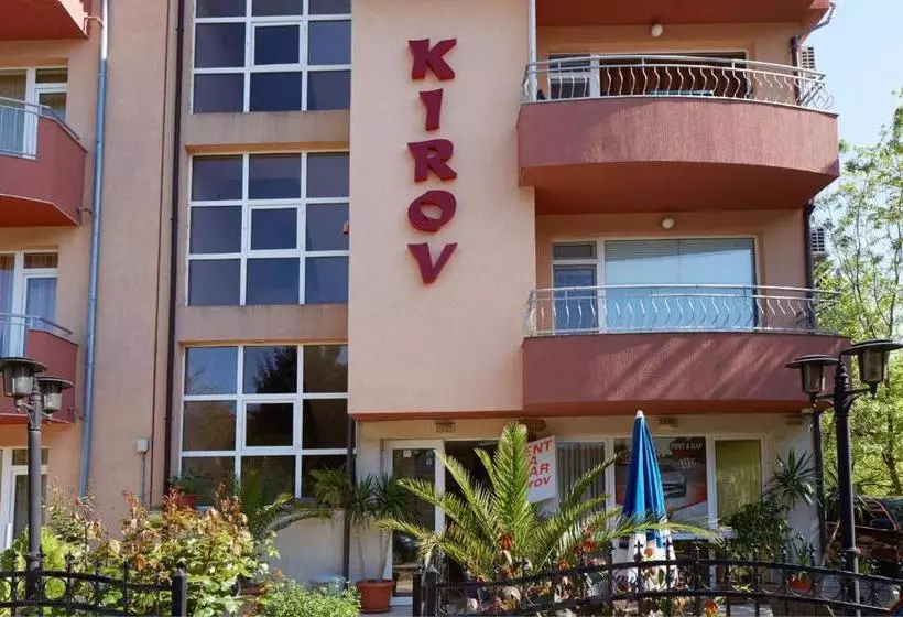 ペンション Guesthouse Kirov
