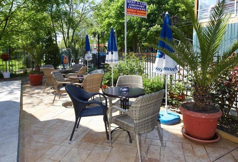 פנסיון Guesthouse Kirov