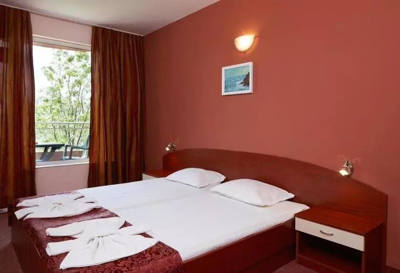 ペンション Guesthouse Kirov
