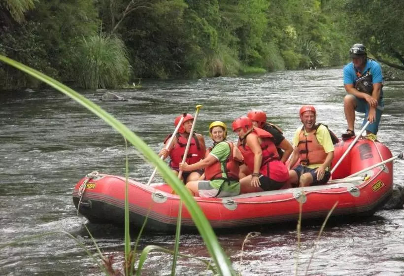 Majatalo Tarawera River Lodge Motel