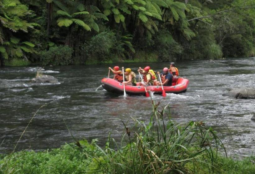 펜션 Tarawera River Lodge Motel