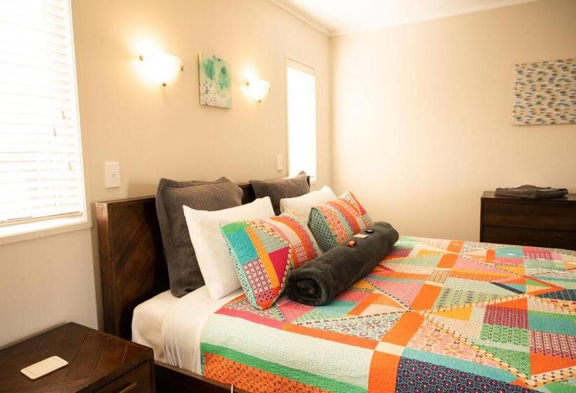 펜션 Tarawera River Lodge Motel