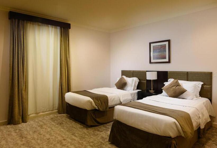 ضيافة القرية الثلاثية شقق مخدومة Aldyafa