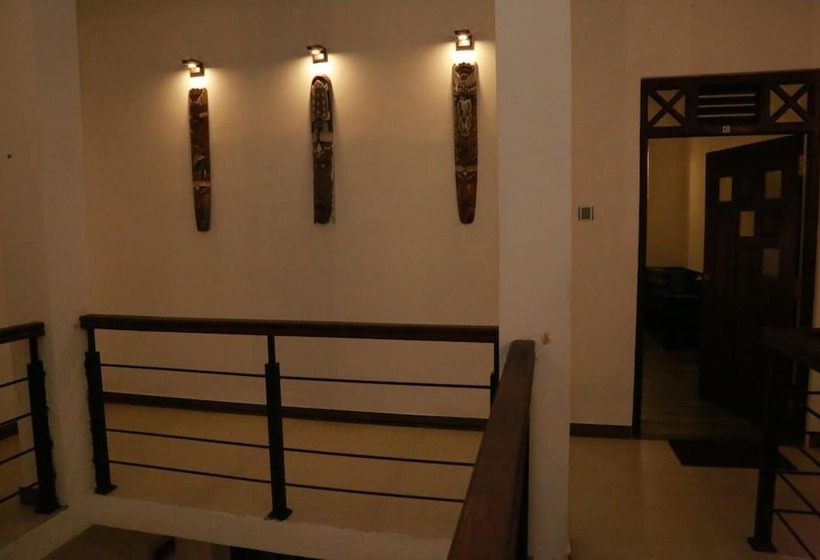 فندق صغير Midigama Holiday Inn