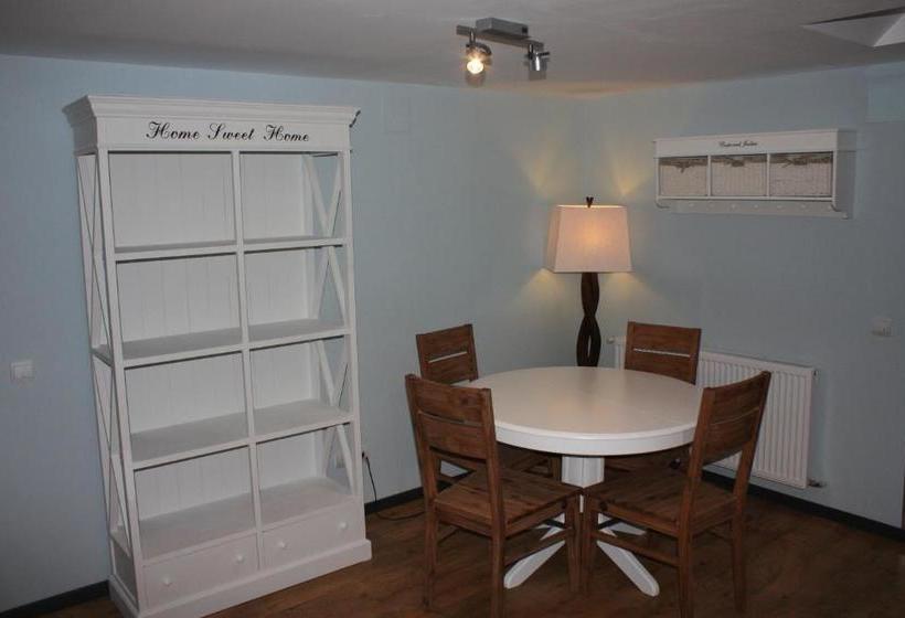 פנסיון Castelul Stirbey