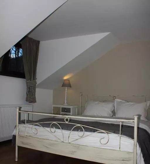 پانسیون Castelul Stirbey