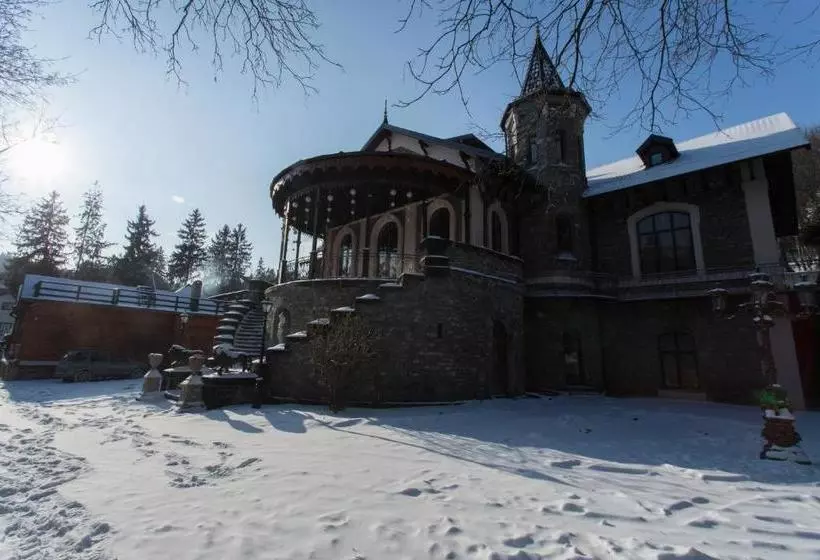 پانسیون Castelul Stirbey