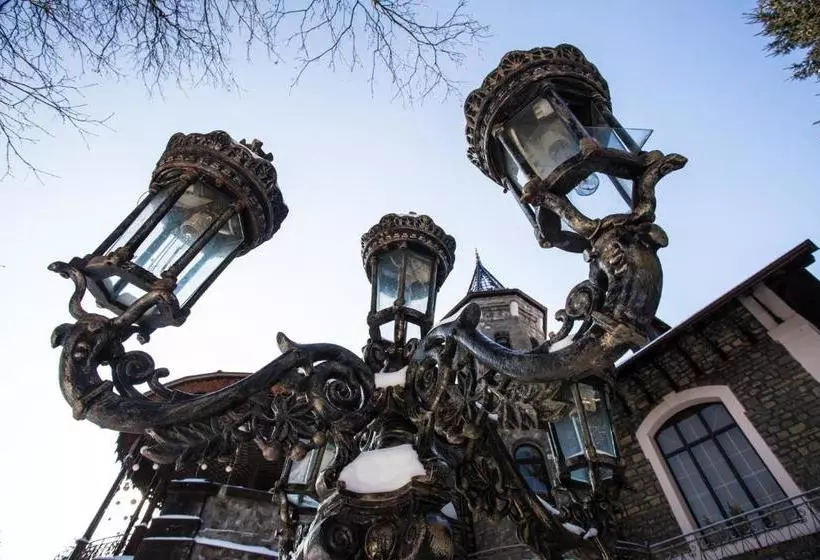 پانسیون Castelul Stirbey