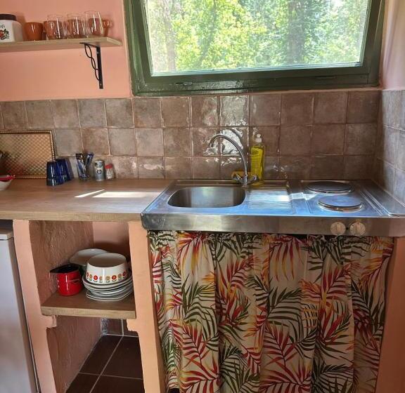 پانسیون Guest House Pikec