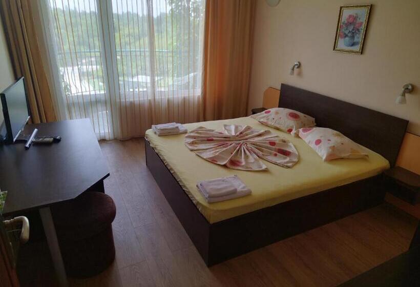 Pensão Guesthouse Kamelia