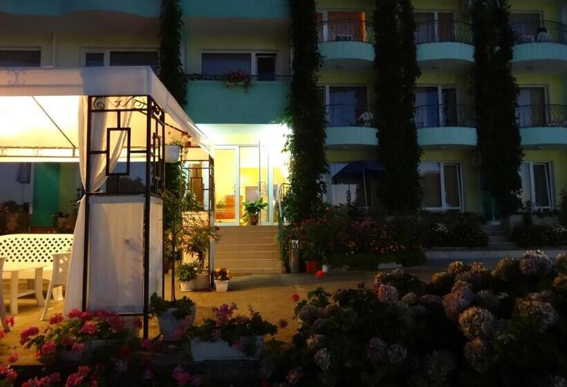 Pensão Guesthouse Kamelia