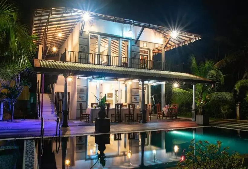 Majatalo Style Villa