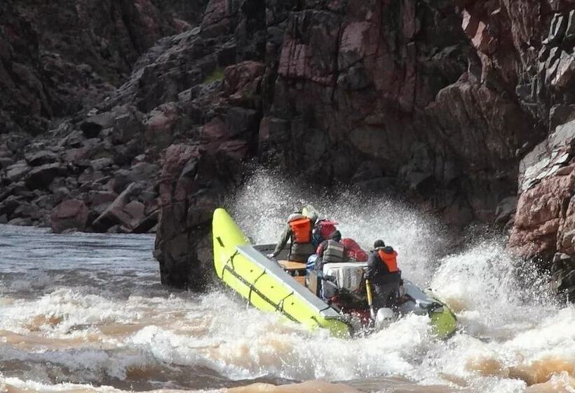 فندق صغير Grand Canyon Caverns Inn