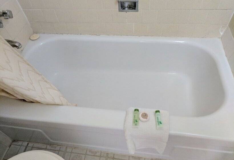 فندق صغير Grand Canyon Caverns Inn