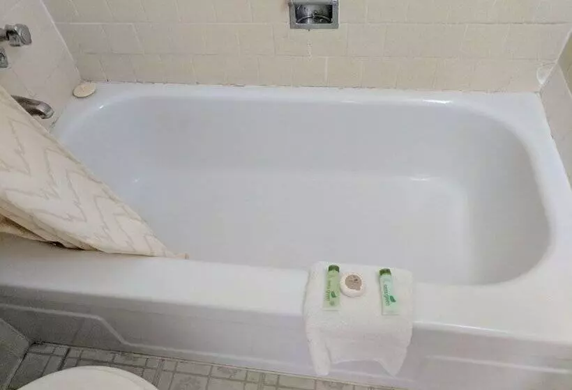 Retkeilymaja Grand Canyon Caverns Inn