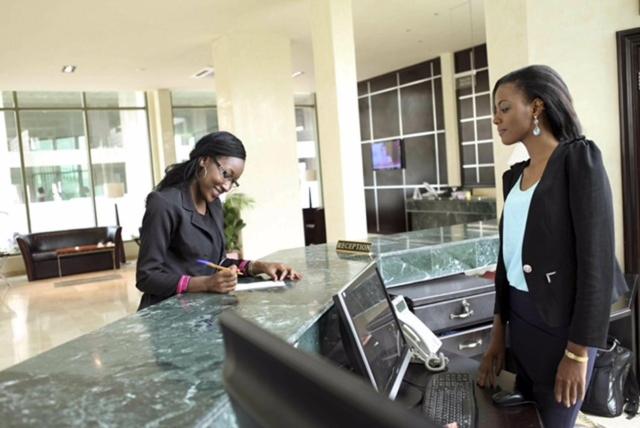 Grand Micasa Aci 2000