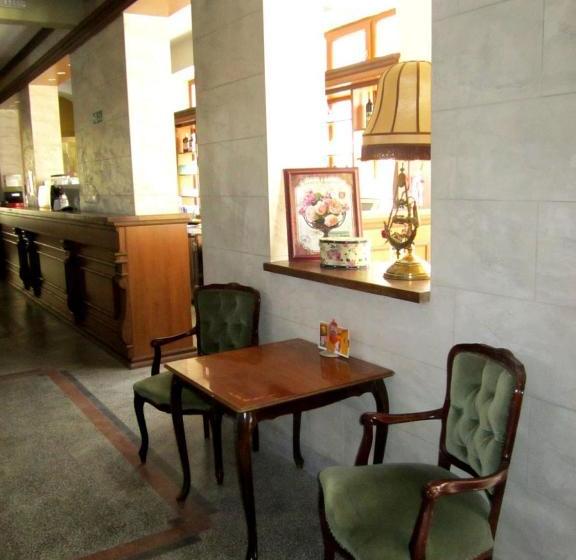 پانسیون Guest House Anna Caffe