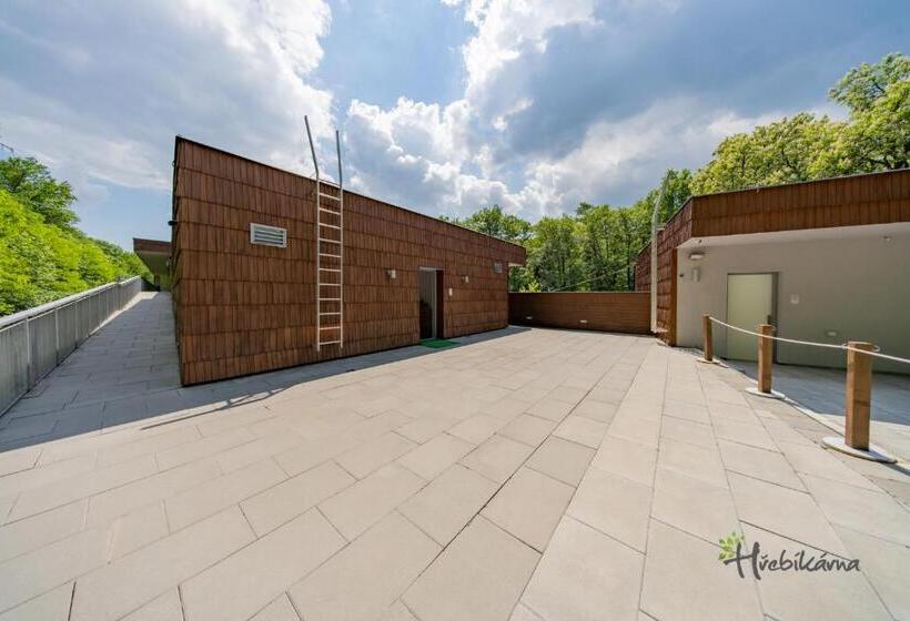 Restaurace A Pension Hřebíkárna