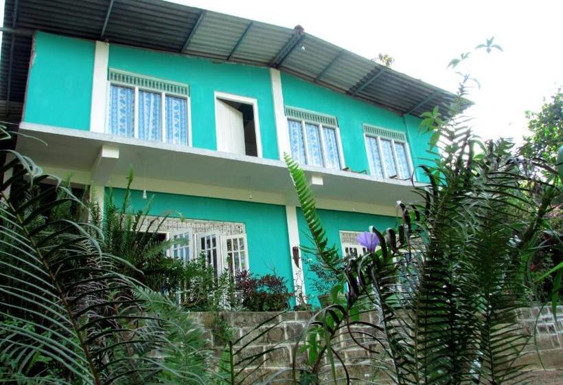 Pensione Achintha Family Guest House