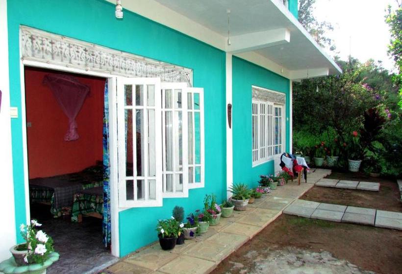 Pensione Achintha Family Guest House