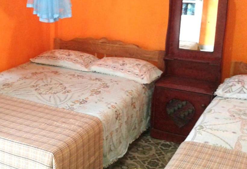 Pensione Achintha Family Guest House