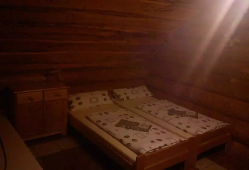 Majatalo Chata   Srub Kašparáci