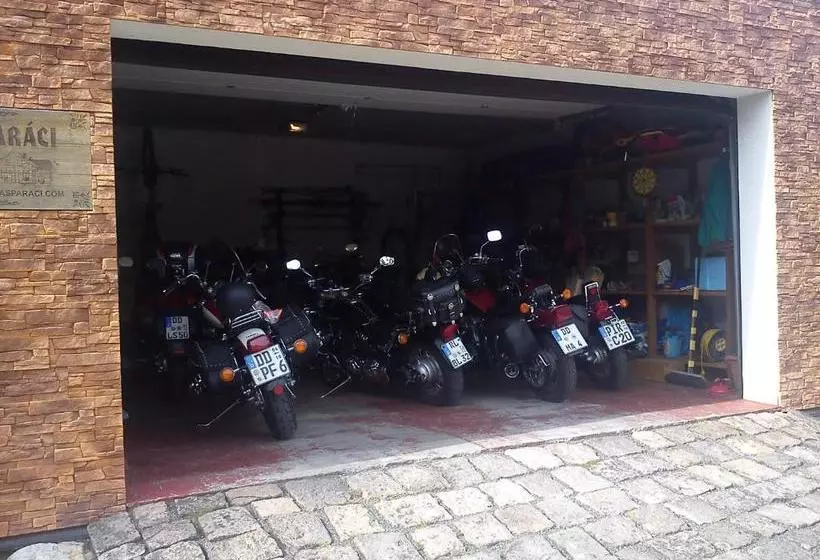 Majatalo Chata   Srub Kašparáci