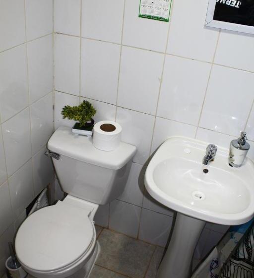 پانسیون Hostal Valdivia