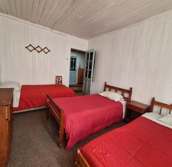 پانسیون Hostal Valdivia