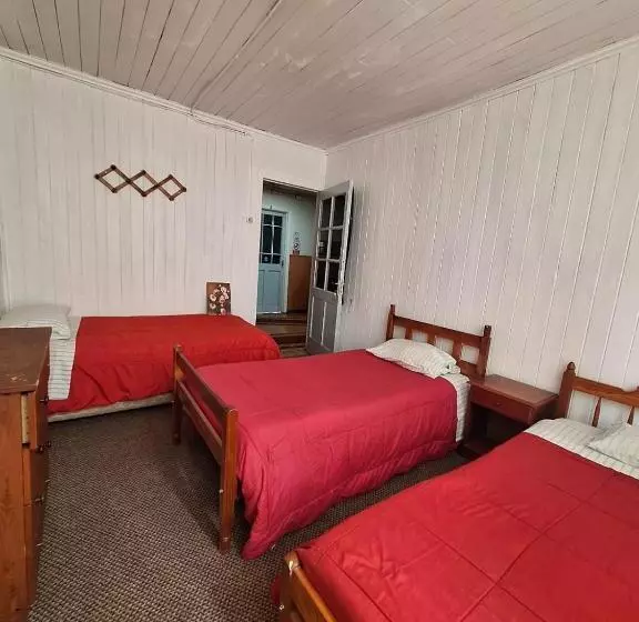 ペンション Hostal Valdivia